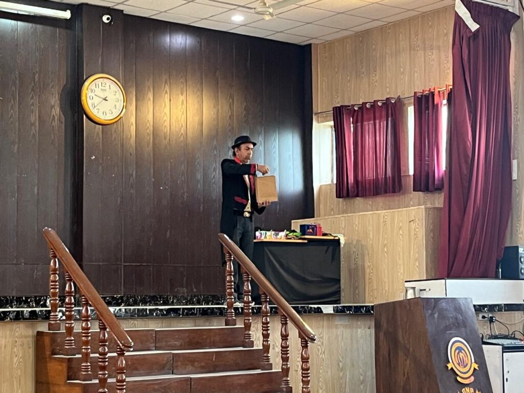 Magic Show and class party for classes PG to 2